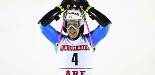 La Guida - Super G di Cortina: Marta Bassino taglia il traguardo in terza posizione