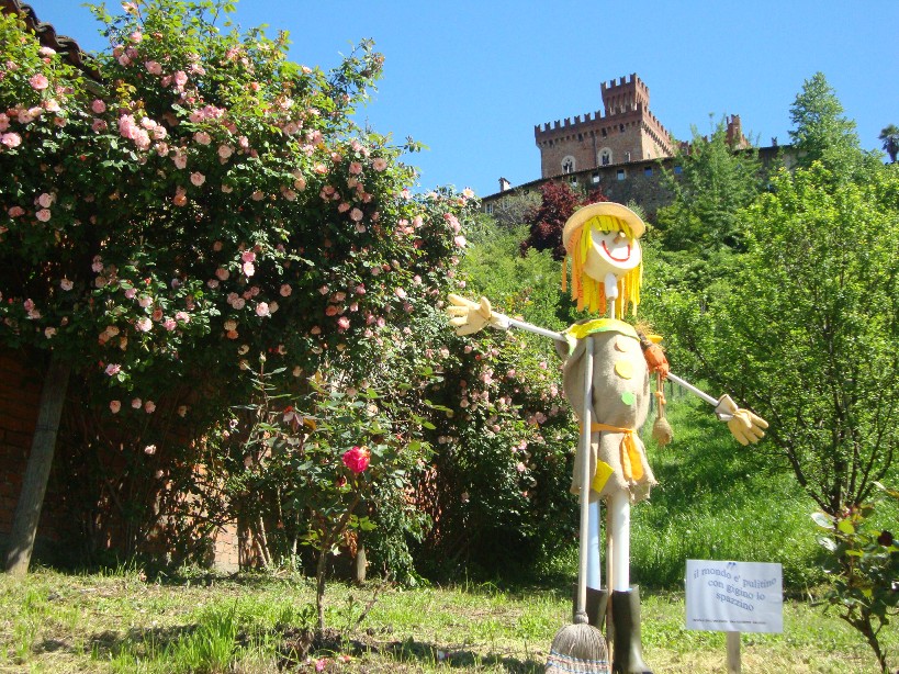 La Festa degli Spaventapasseri anima le strade di Castellar