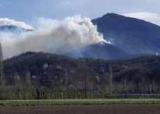 La Guida - Il fumo dell’incendio arriva a Vallera e Caraglio