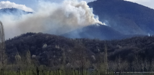 La Guida - Il fumo dell’incendio arriva a Vallera e Caraglio