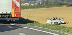 Fuori strada vicino al casello autostradale a Mondovì La Guida - Fuori strada vicino al casello autostradale a Mondovì