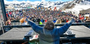 La Guida - Bob Sinclar sul palco ai piedi del Mondolè