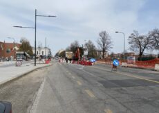 La Guida - Cuneo, spartitraffico in corso Francia