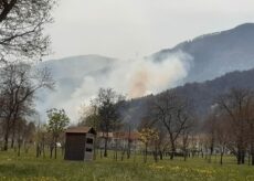 La Guida - Incendio a Ponte dei Merlat a Boves (video)