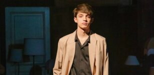 “Virale” di Matteo Romano è disco di platino La Guida - “Virale” di Matteo Romano è disco di platino