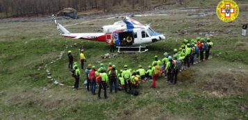 La Guida - Imbarco e sbarco dall’elicottero in quota, abilitati 40 tecnici del Soccorso Alpino e Speleologico