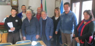 Casteldelfino, i consiglieri di maggioranza disertano il consiglio comunale La Guida - Casteldelfino, i consiglieri di maggioranza disertano il consiglio comunale