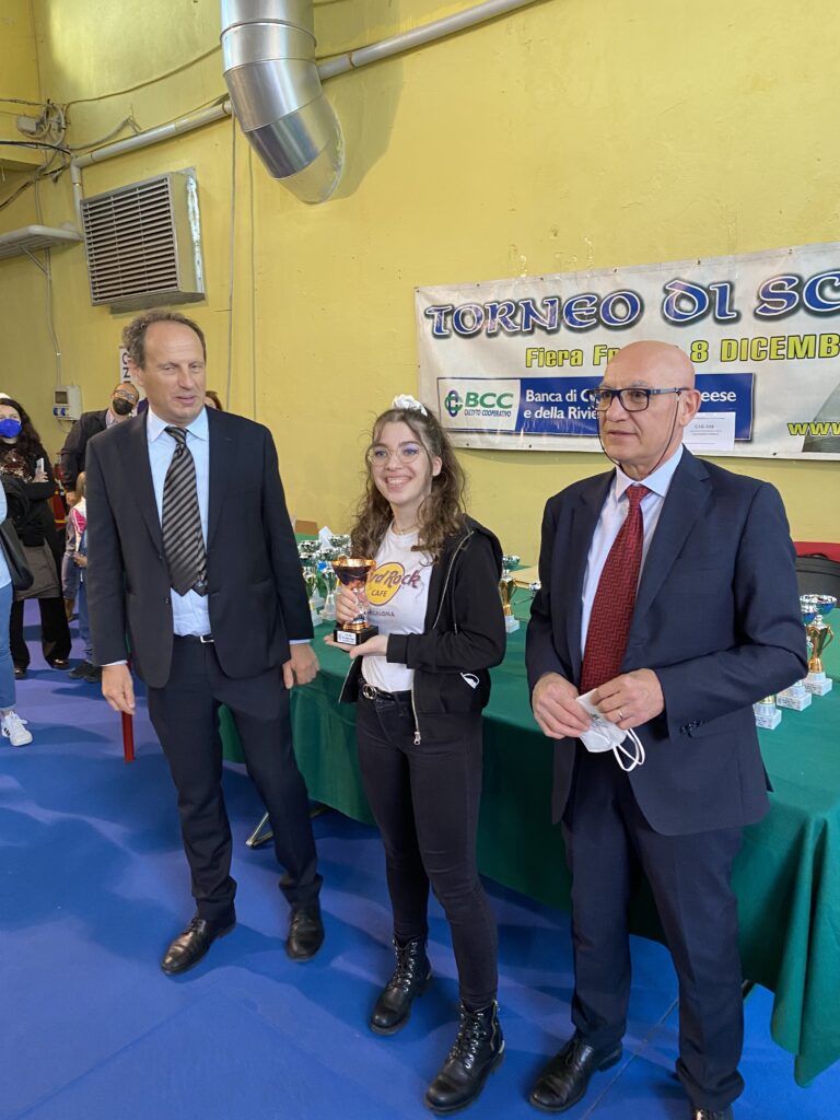 premiazione torneo di scacchi