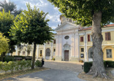 La Guida - Fiaccolata al Santuario del Castello per la fine del mese mariano