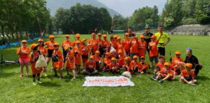 I partecipanti a Sport Young puliscono le piste di fondo La Guida - I partecipanti a Sport Young puliscono le piste di fondo