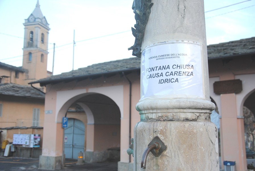 A Paesana un’ordinanza limita l’uso dell’acqua potabile