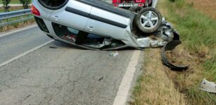 Incidente a Trucchi, auto fuori strada La Guida - Incidente a Trucchi, auto fuori strada