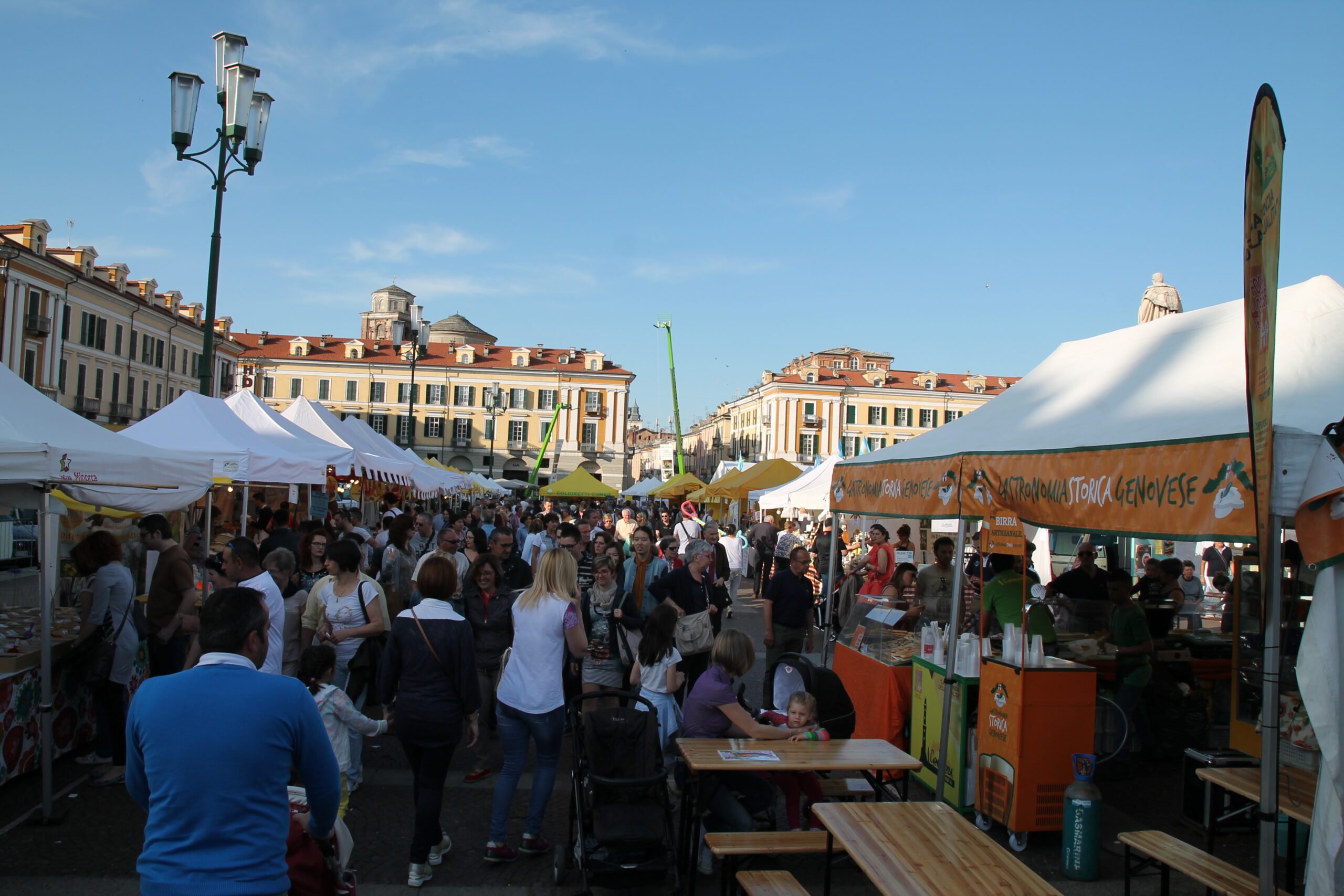 Da venerdì 24 a domenica 26 giugno “Degustibus” in piazza Galimberti