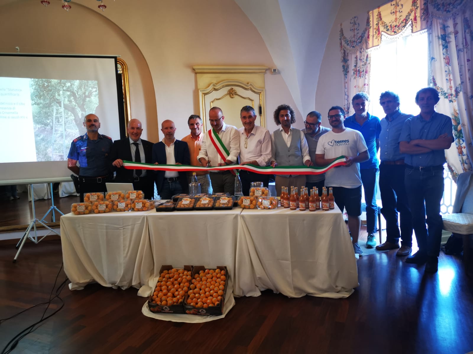 Centinaia di visitatori per la ‘Fera d’la tonda’ di Costigliole Saluzzo