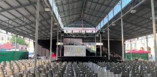 La Guida - Tutto pronto per “La Bohème” in piazza Virginio a Cuneo
