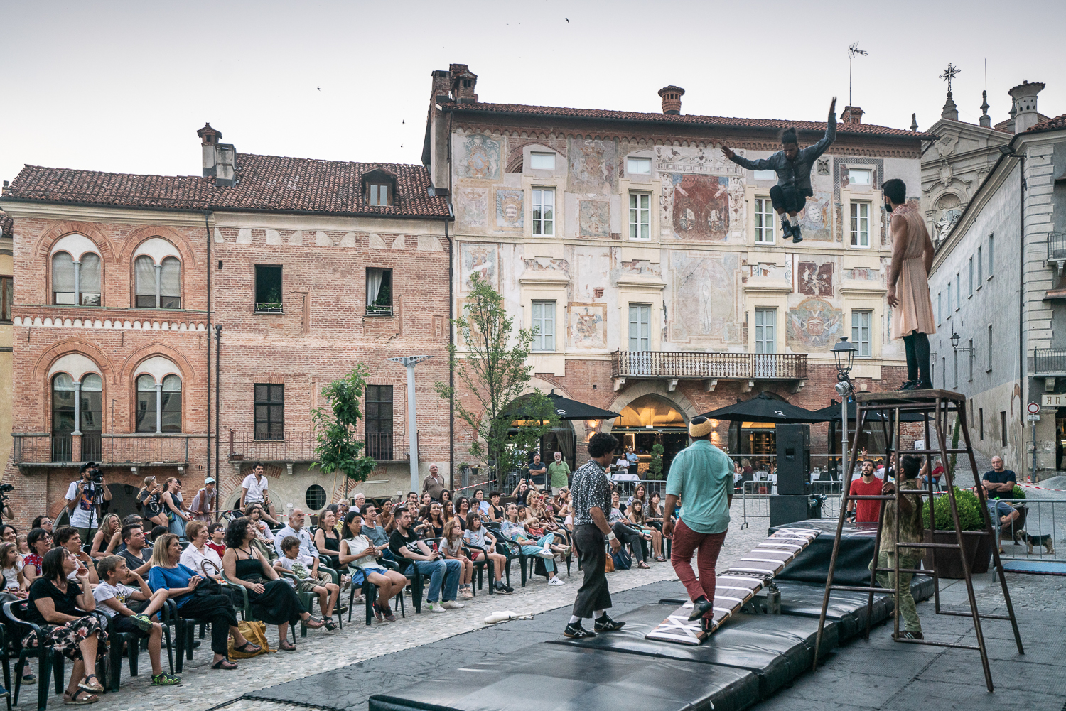 Festival Piazza di Circo a Mondovì, lo spettacolo dei Colokolo