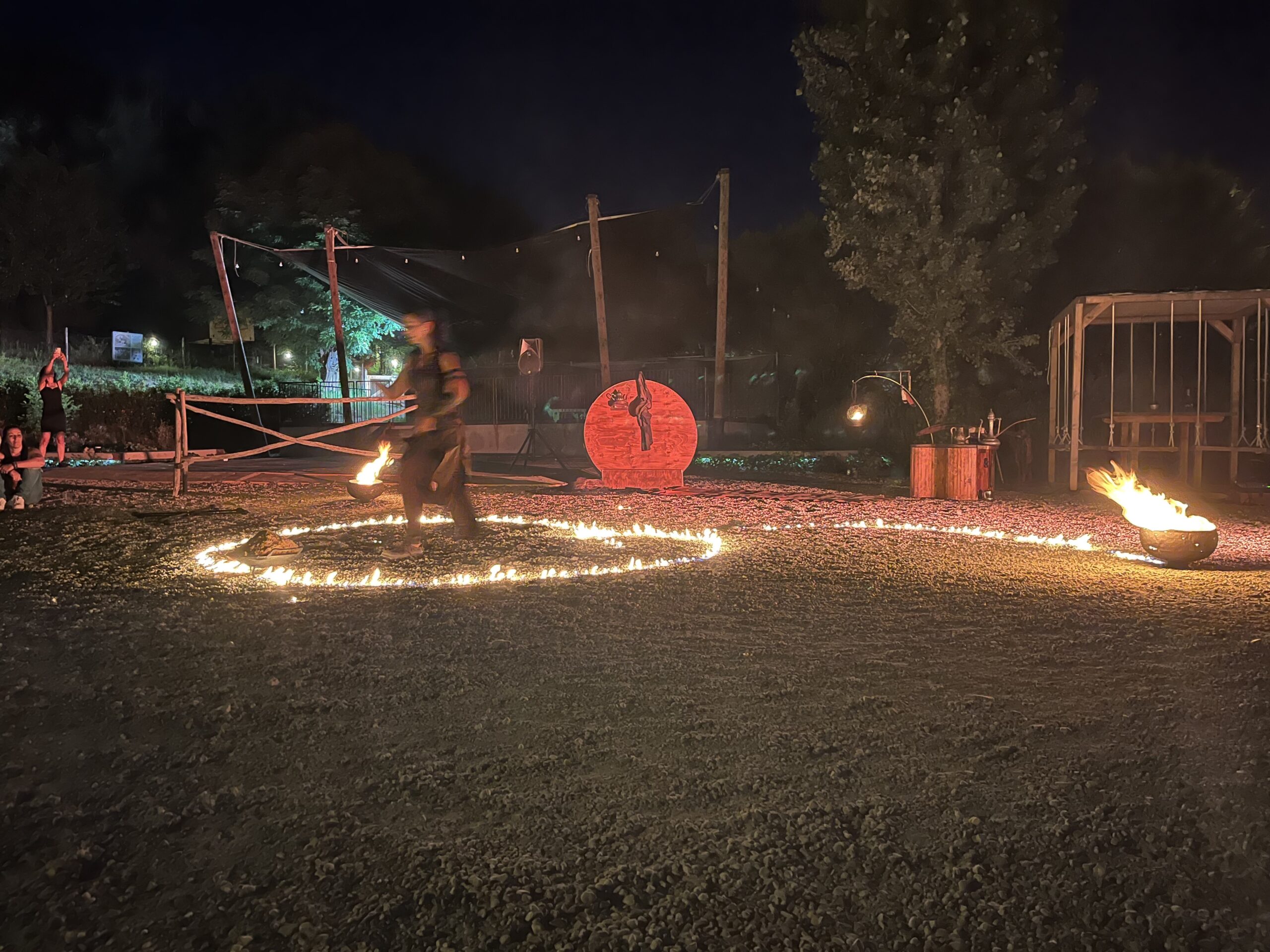 Piazza di Circo conclude come ha aperto: con il fuoco (video)