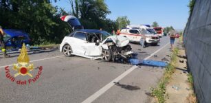 La Guida - Frontale tra due auto, i due giovani conducenti in ospedale