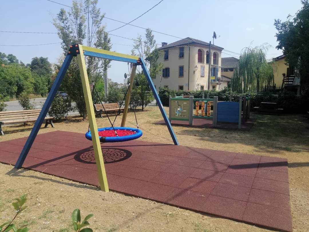 Gioco inclusivo nell’area di piazza San Domenico a Peveragno
