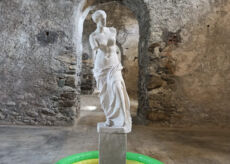 La Guida - Quattro Veneri in piscina al Forte di Vinadio