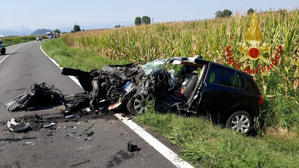 Scontro tra due auto alla Crocera di Barge, un ferito grave