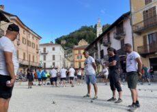 La Guida - In piazza Cavour a Caraglio una festa della petanque (foto e video)