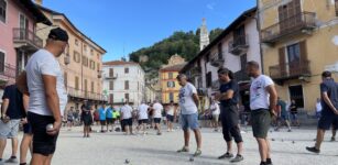 La Guida - In piazza Cavour a Caraglio una festa della petanque (foto e video)