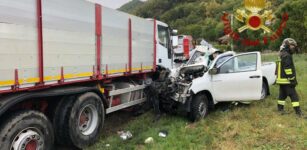 La Guida - Un ferito nello scontro tra un camion e un pick up a Gaiola