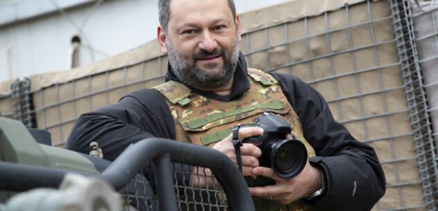 La Guida - Il fotoreporter di guerra Roberto Tavan a Villa Tornaforte