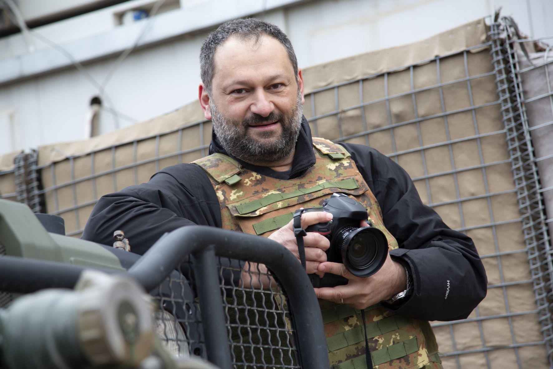 Il fotoreporter di guerra Roberto Tavan a Villa Tornaforte