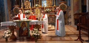 Quattro frati francescani a San Bernardino di Saluzzo La Guida - Quattro frati francescani a San Bernardino di Saluzzo