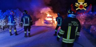 Automobile in fiamme a La Morra, nessun ferito La Guida - Automobile in fiamme a La Morra, nessun ferito