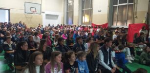 Il liceo classico si presenta con attività, spettacoli e intrattenimento La Guida - Il liceo classico si presenta con attività, spettacoli e intrattenimento