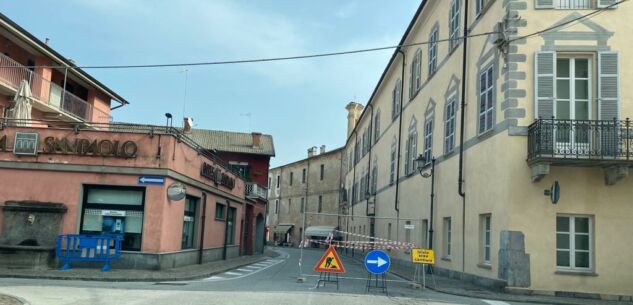 La Guida - Caraglio, traffico deviato in via Roma