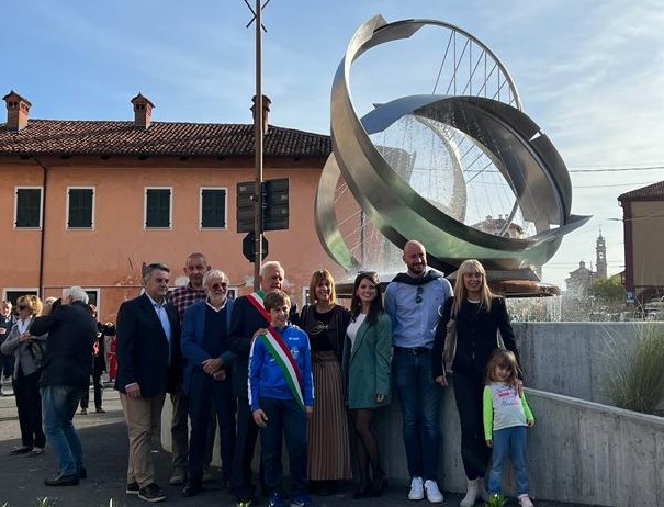 Ieri (sabato 29) è stato inaugurato il nuovo monumento di Verzuolo