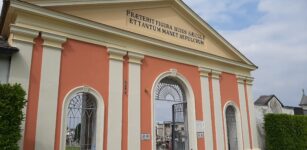 Cimitero di Boves, commemorazioni e qualche furto La Guida - Cimitero di Boves, commemorazioni e qualche furto