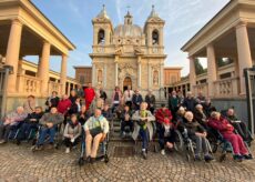 La Guida - Peveragno, anziani a Fontanelle per la festa dei Santi