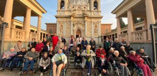 La Guida - Peveragno, anziani a Fontanelle per la festa dei Santi