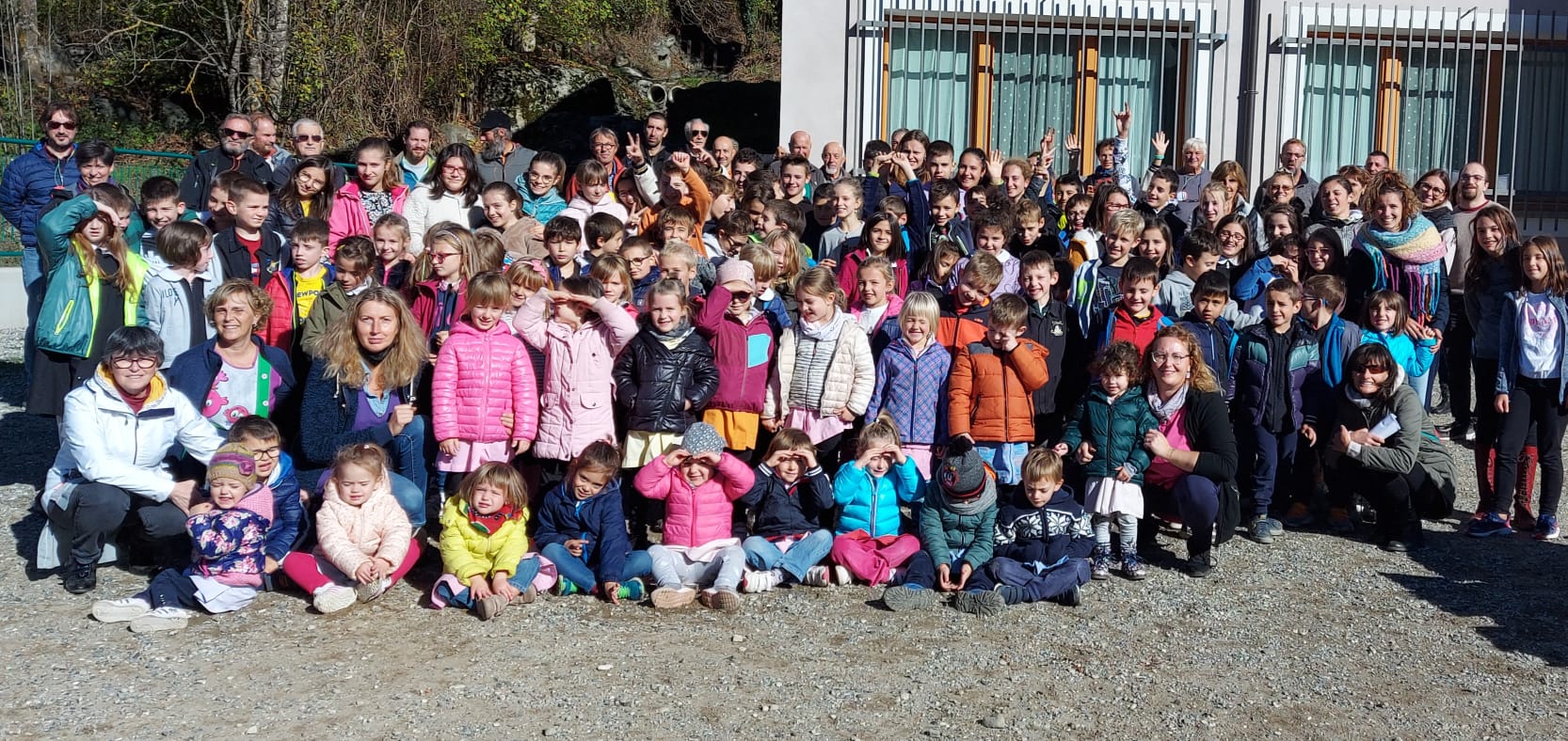 Affollata castagnata per i bambini e i ragazzi di Sampeyre