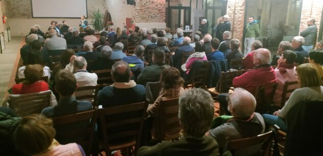 La Guida - Tanto pubblico per la serata sul castello di Verzuolo