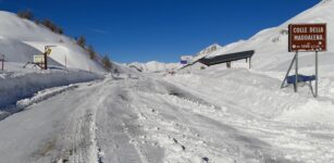 La Guida - Abbandonati sotto la neve con – 12 gradi