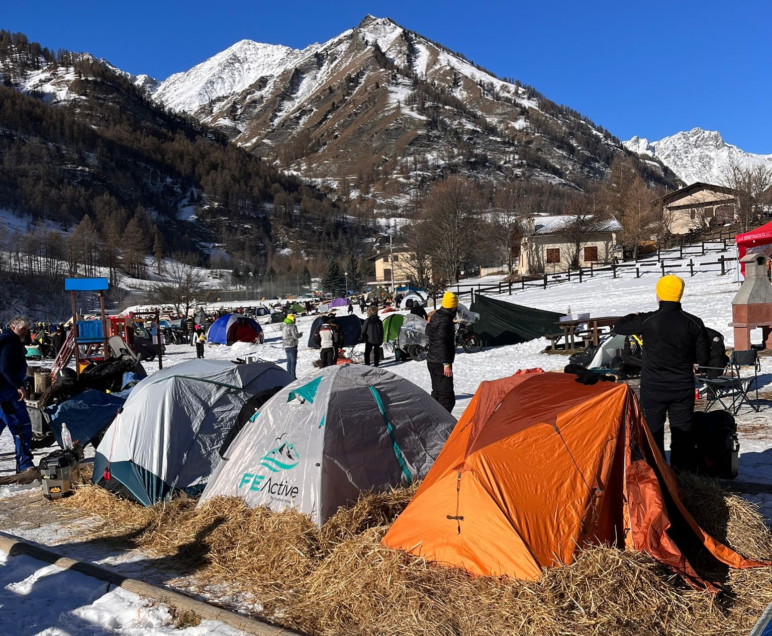 A Pontechianale Agnellotreffen con temperature polari