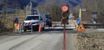 La Guida - Semaforo sul ponte di Santa Maria della Valle in valle Grana