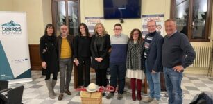 Il Carnevale ritorna a Barge, con la “Cena delle maschere” La Guida - Il Carnevale ritorna a Barge, con la “Cena delle maschere”