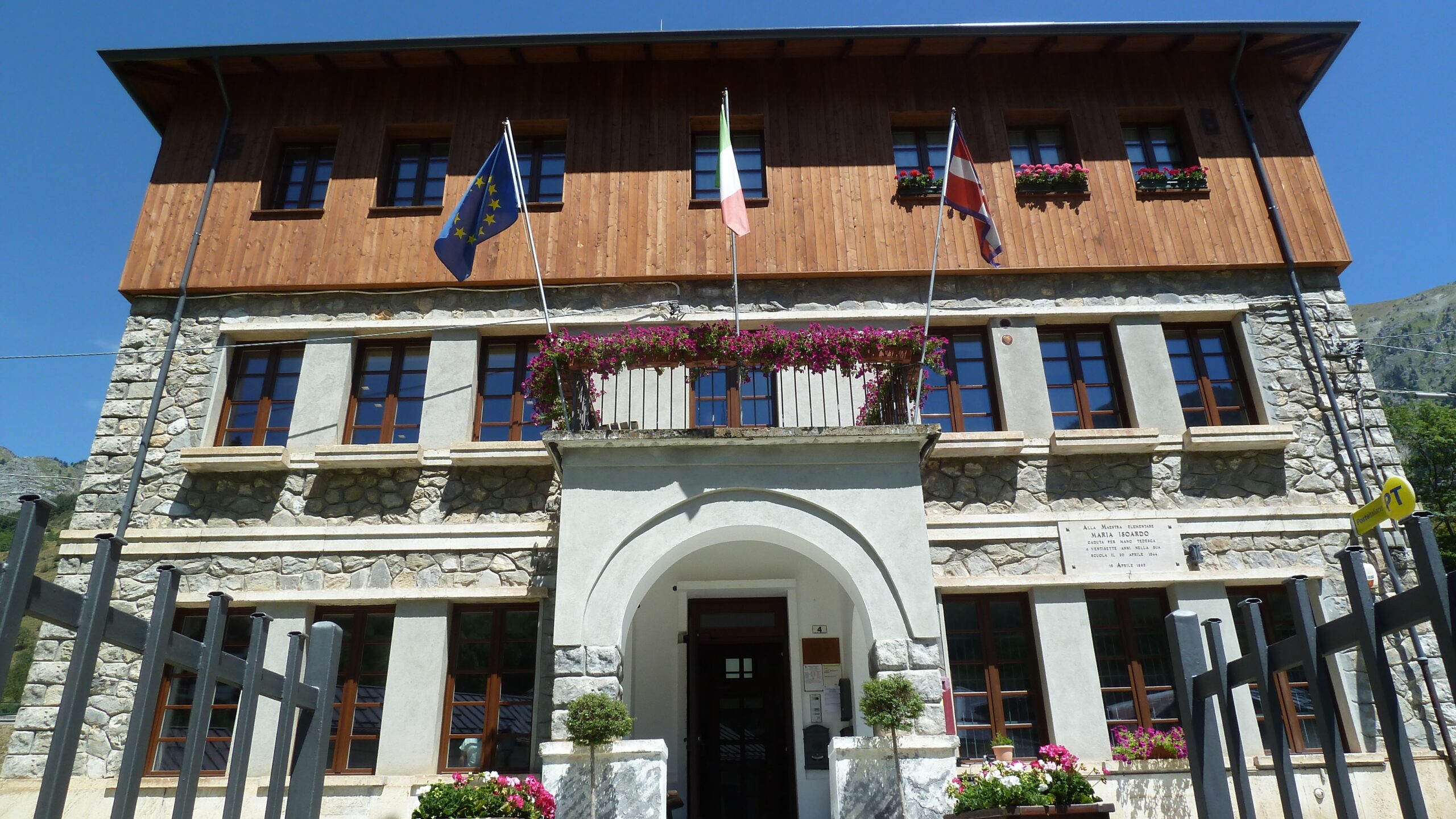 Riaperto l’ufficio postale di Pietraporzio