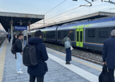 La Guida - Treni Fossano-Torino, ritardi fino a 40 minuti