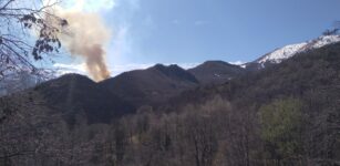 La Guida - Incendio in corso sulle colline di Pradeboni a Peveragno (video)