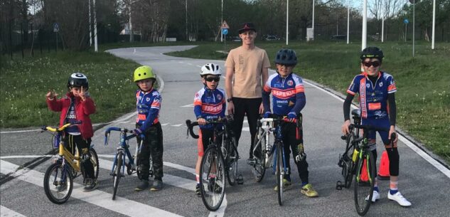 La Guida - Cuneo, ciclismo su strada per bambini dai 6 ai 12 anni