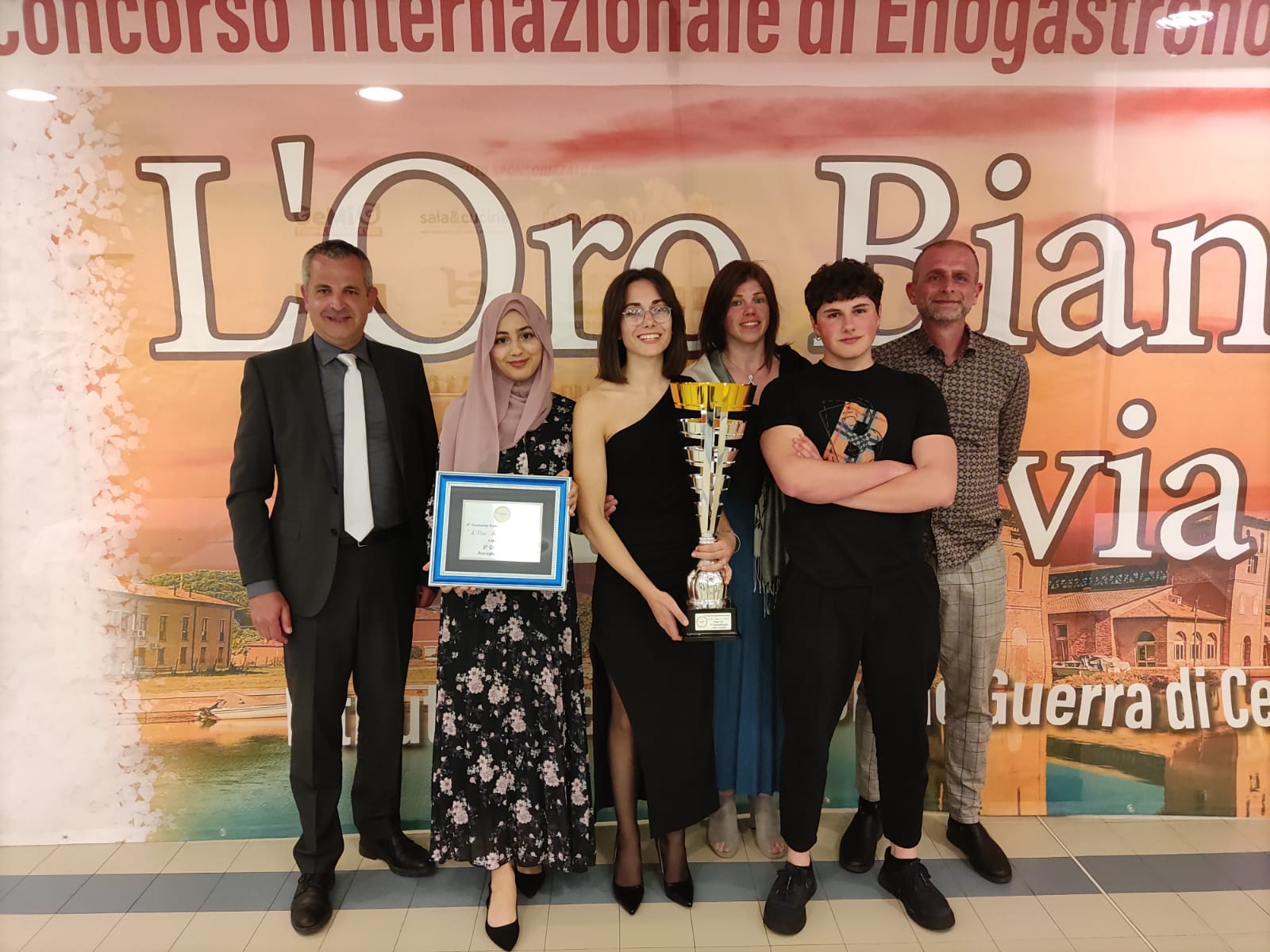 Due studentesse cuneesi premiate al concorso gastronomico “L’Oro bianco di Cervia”