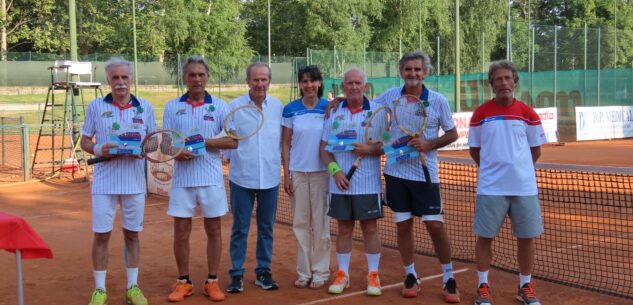 La Guida - Tornano in campo le racchette di legno con il torneo Tennis Retrò al Michelin Sport Club